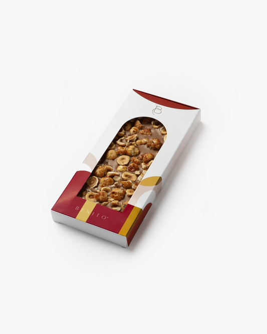 Tavoletta cioccolato latte con nocciole caramellate